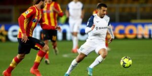 Khả năng xâm phạm hàng công đối thủ là phong cách của Santos